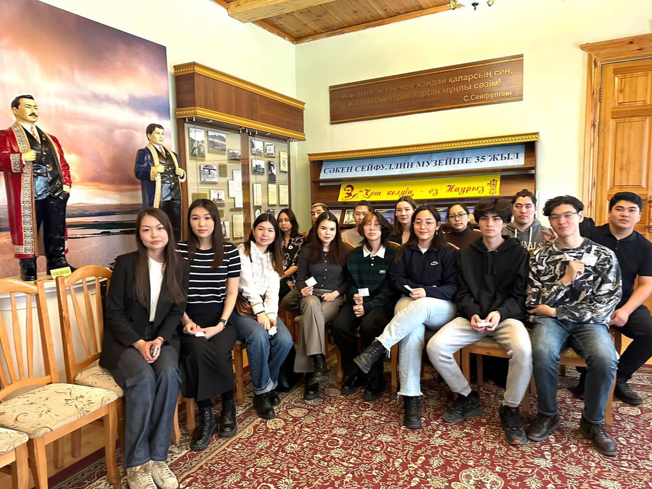 Вакуум сорғыны онлайн көру Шұлық киген әйелдер бейнеленген ресейлік порно видео