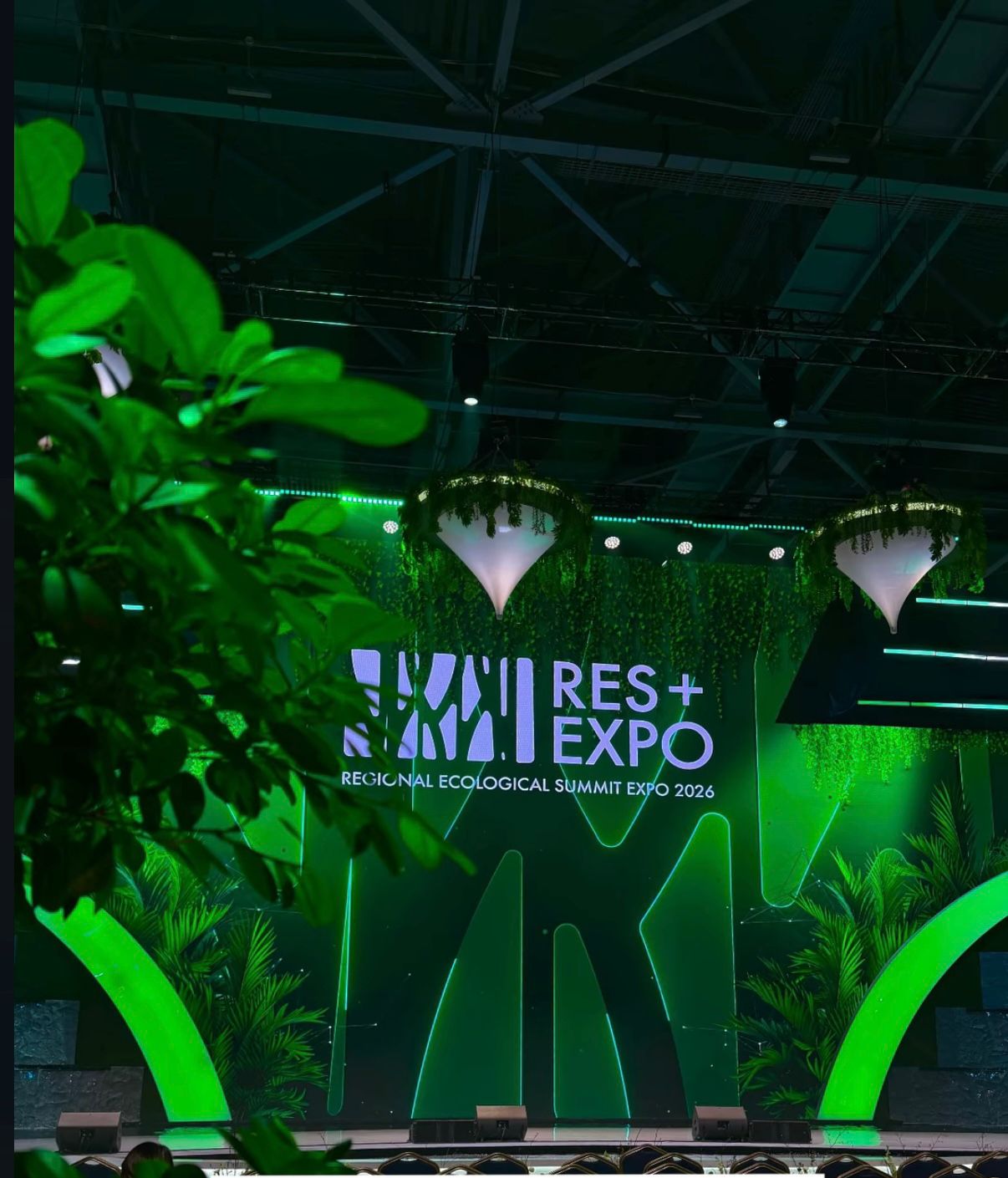 Университеттің RES+ Expo 2026 көрмесіне қатысуы: тұрақты даму мен экологиялық инновациялардың жаңа бағыттары