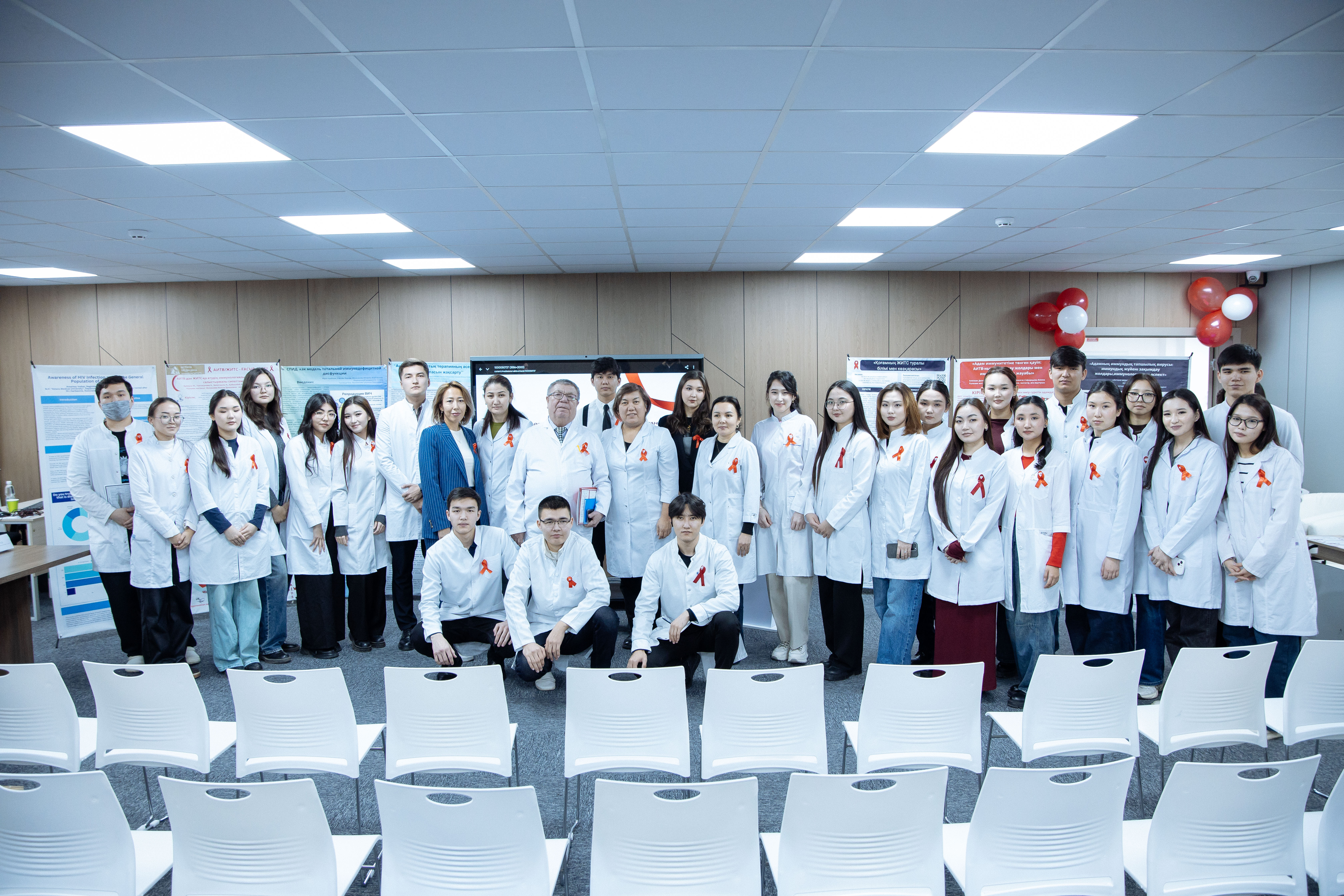 АстМУ-да АИТВ-инфекциясының иммунологиялық аспектілеріне арналған XVI конференция өтті