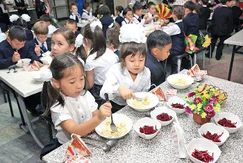 Specialists have developed a menu of dishes for catering students in general education organizations