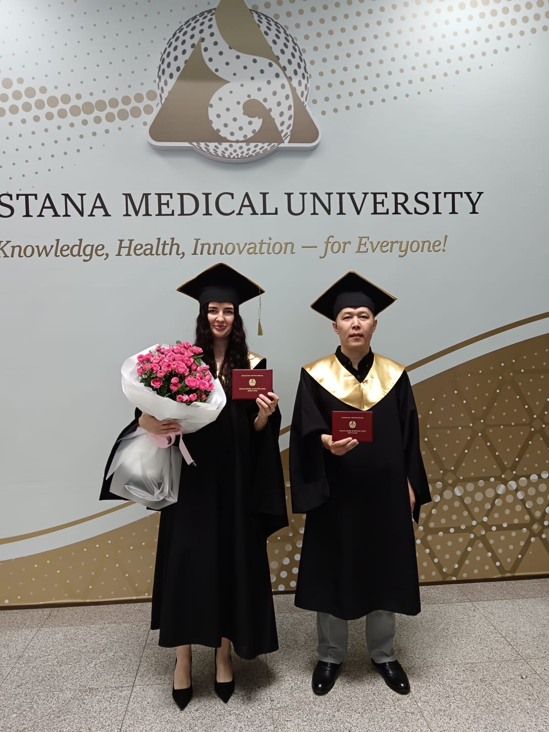 Астана медицина университетінің екі докторантура түлегі PhD дәрежесін иеленді