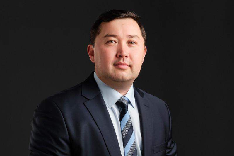 ОЛИМП" КДЛ ұлттық зертханалық желісінің негізін қалаушы Астана медицина университетінің студенттері алдында сөз сөйледі