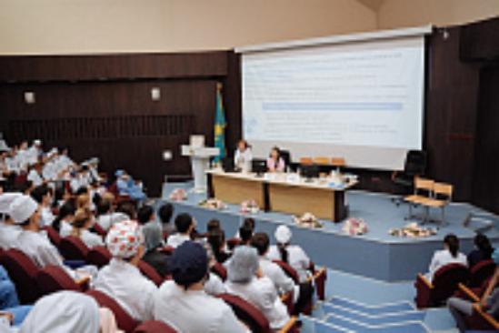 Astana Medical University Discusses How to Teach Future Doctors to Communicate About Vaccination