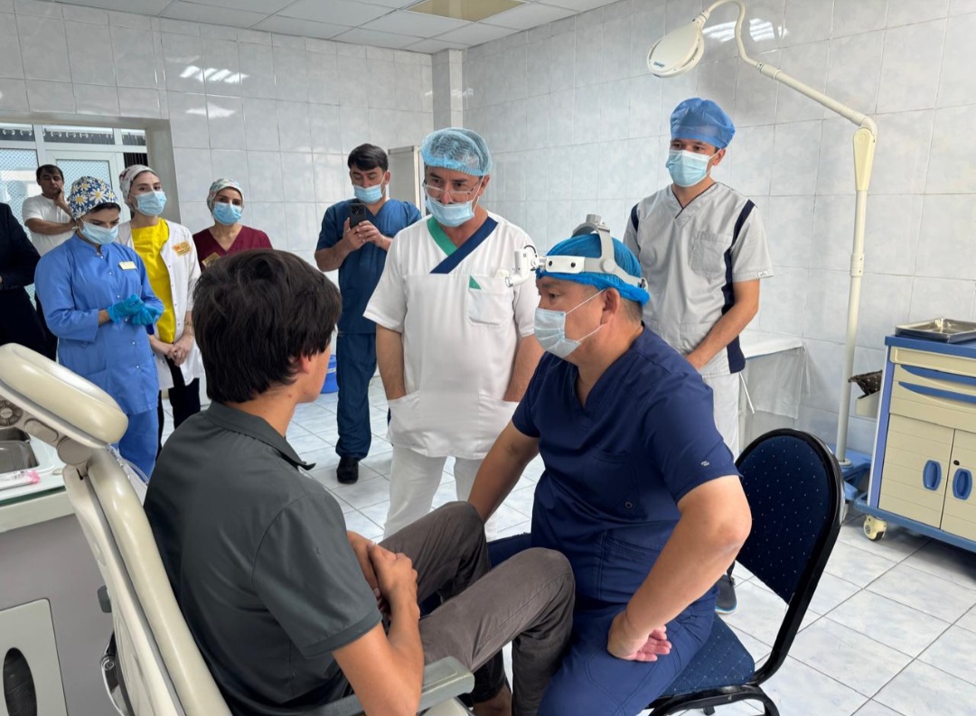 Astana Medical University Specialists Showcase Advanced Medical Technologies at the Days of Kazakh Medicine in Tajikistan