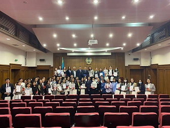 Congratulations to our employees with the titles "Best Teacher - 2021" and "Best Young Scientist - 2021"!