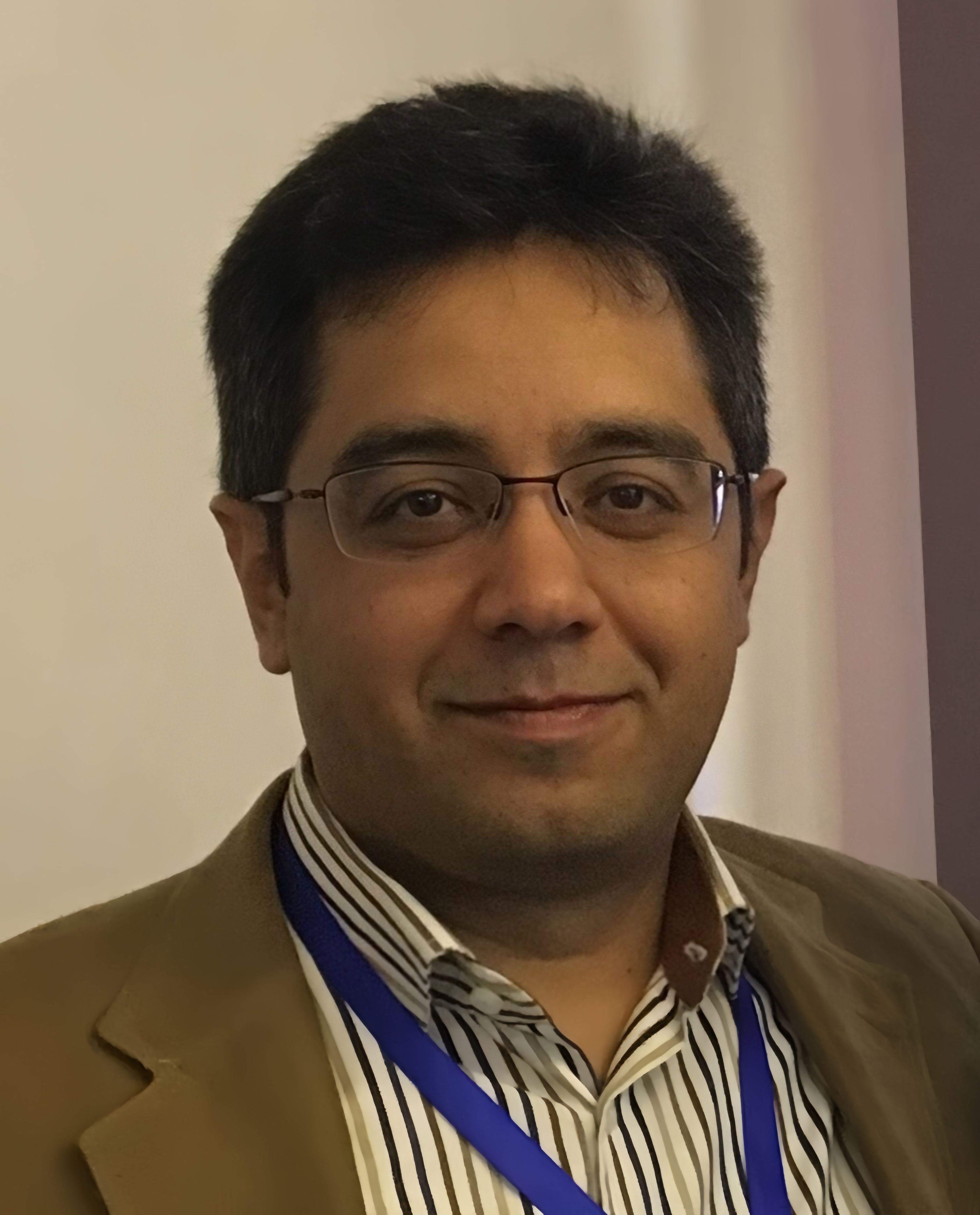 Профессор  Амин Тамадонмен Воркшопты