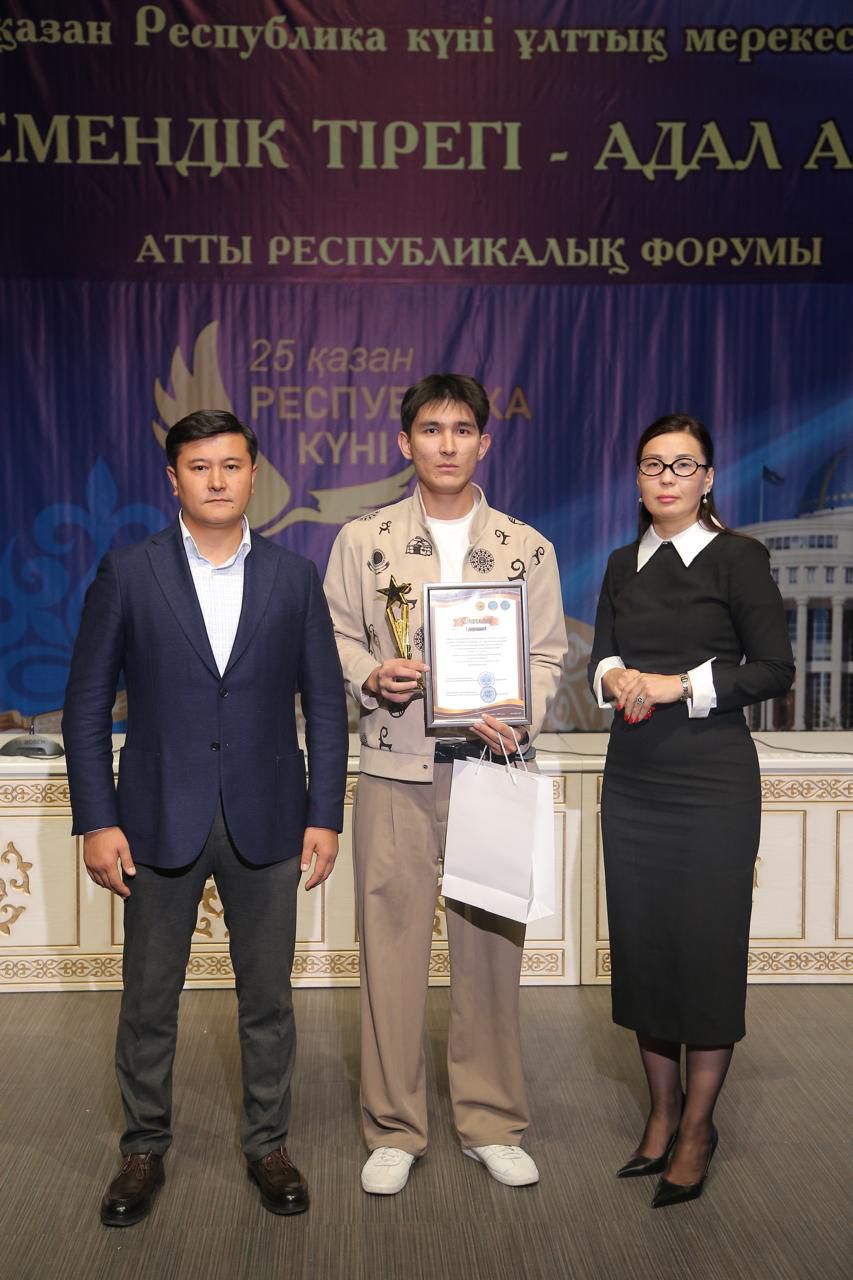 «Астана медицина университеті» онкология кафедрасының резиденті – республикалық «Үздік студент – 2025» байқауының жеңімпазы