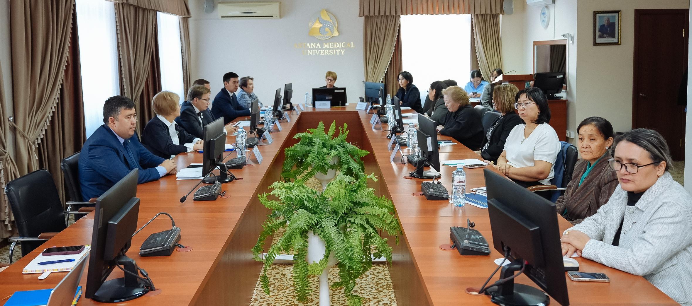 Прошло расширенное заседание Учебно-методического объединения Республиканского учебно-методического совета по направлению «Здравоохранение»