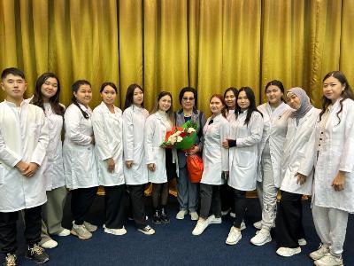 Motivational meeting of 1st year students with Honored Worker of the Republic of Kazakhstan, MD, Professor Rakhimzhanova Raushan Ibzhanovna