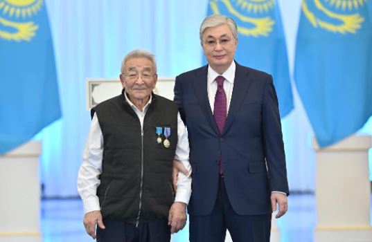 Төрегелді Шарманов — мұрағат кадры 27